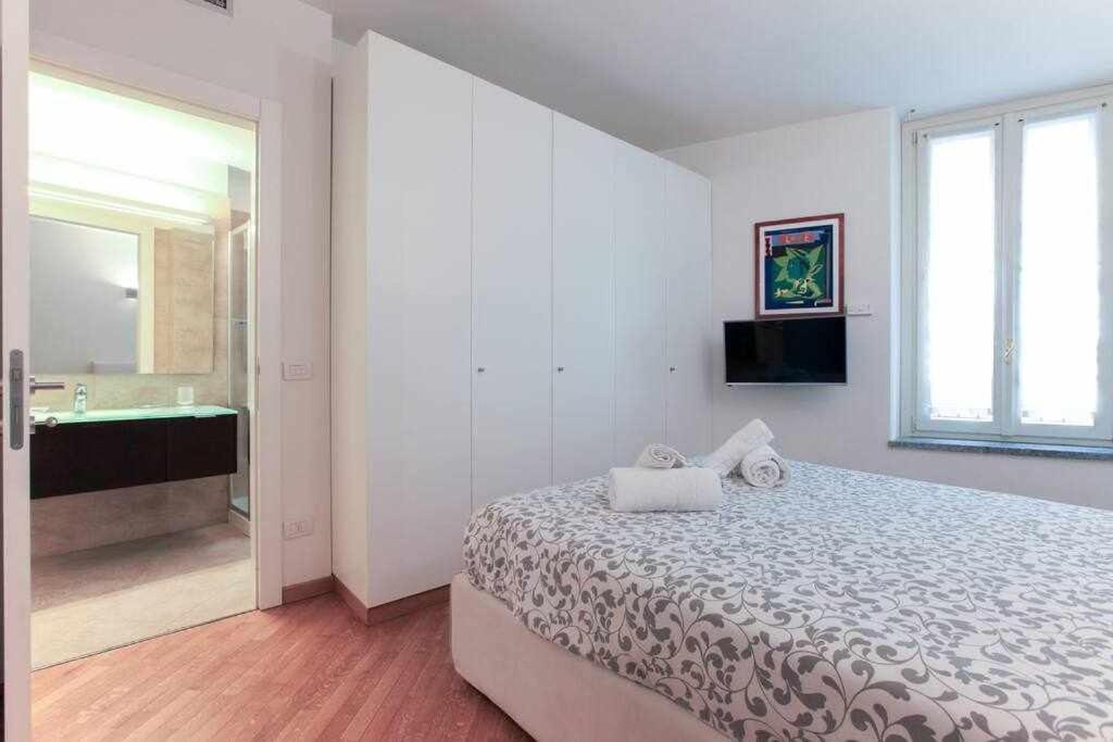 Brera Area Lovely Apt Close To Piazza Duomo ミラノ エクステリア 写真
